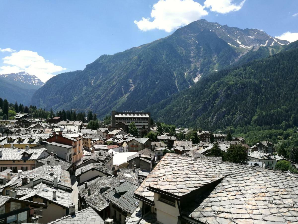 L'Atelier Du Temps - Hemmet Apartman Courmayeur Kültér fotó